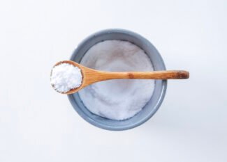 por qué el bebé no puede comer sal